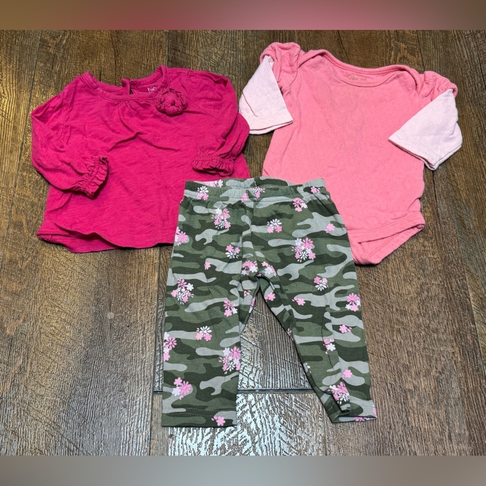 🌼4/$25🌼 Carter's Baby Girl Bundle - Pink & green